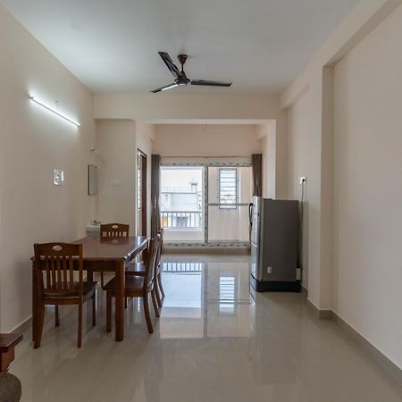 Aishwaryam Service Apartment 첸나이 외부 사진